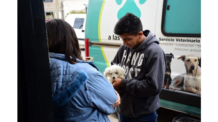 El móvil del servicio veterinario estará en Parque Alegre